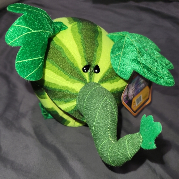 Cloudy With a Chance of Meatballs 2 Watermelon Elephant RARE plush - Picture 2 of 6